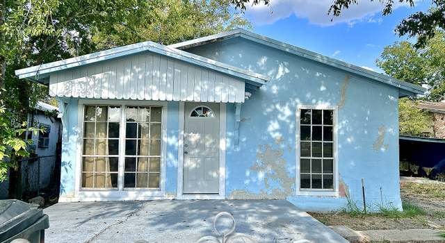 Photo of 206 Runge St, Kenedy, TX 78119