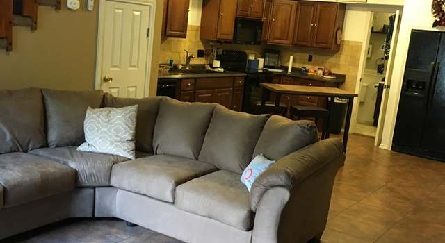 Photo of 10527 Perrin Beitel Rd Unit B204, San Antonio, TX 78217-3103