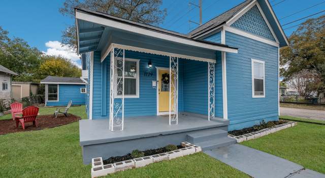 Photo of 1129 N Smith St, San Antonio, TX 78207-1726