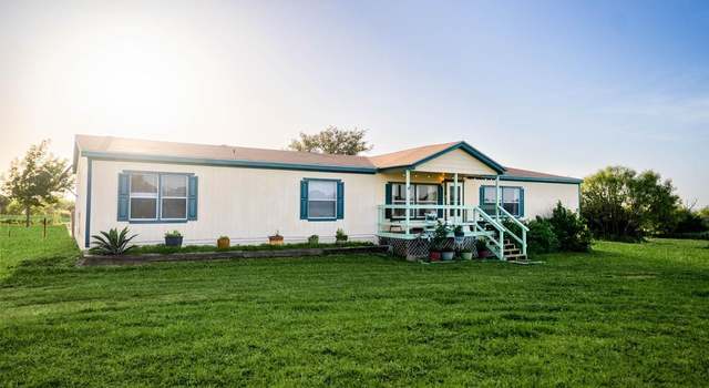 Photo of 14 Regu Rd, Fredericksburg, TX 78624