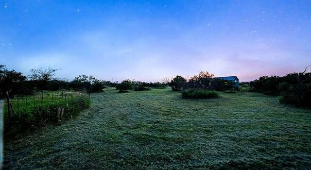 Photo of 14 Regu Rd, Fredericksburg, TX 78624
