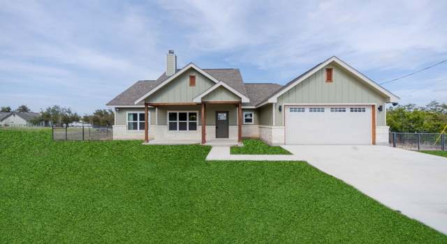 Photo of 588 Primrose Path, Canyon Lake, TX 78133-2232