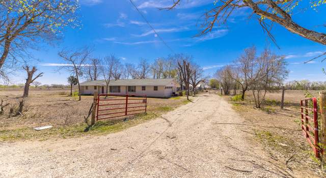 Photo of 16000 County Road 580, Lacoste, TX 78039