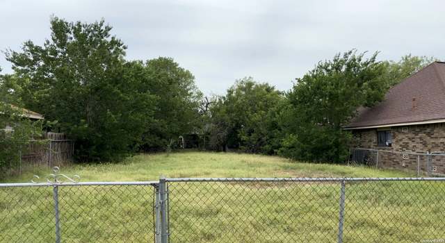 Photo of 10750 Green Lk, San Antonio, TX 78223