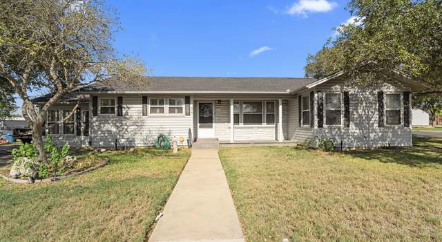 Photo of 311 Schneider St, Poth, TX 78147-1104