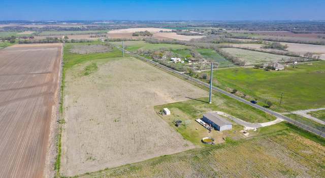 Photo of 11893 Keller Rd, Lacoste, TX 78039