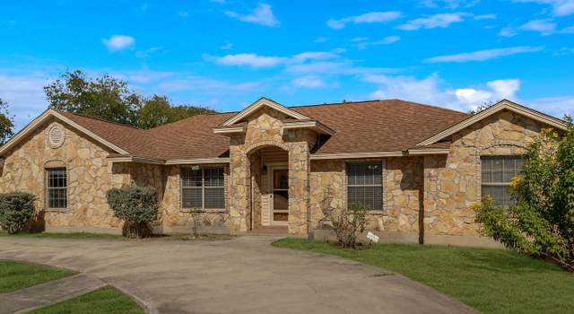 Photo of 221 Cheyenne Ave, San Antonio, TX 78207-6811
