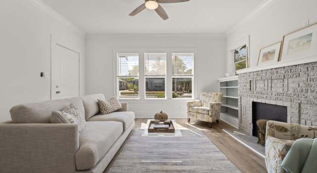 Photo of 2629 E Houston St, San Antonio, TX 78202-3228
