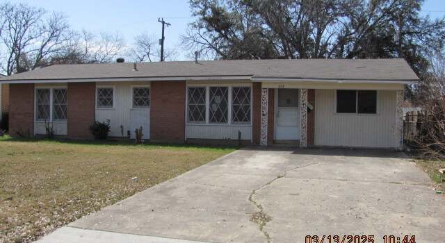 Photo of 322 Kate Schenck, San Antonio, TX 78223