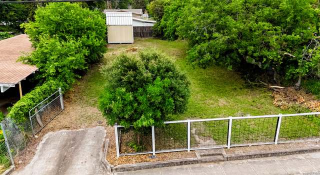 Photo of 445 Furnish Ave, San Antonio, TX 78204-1828