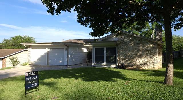 Photo of 7722 Village Oaks Dr, Live Oak, TX 78233