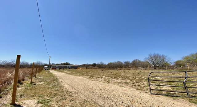 Photo of 213 County Road 6845, Lytle, TX 78052
