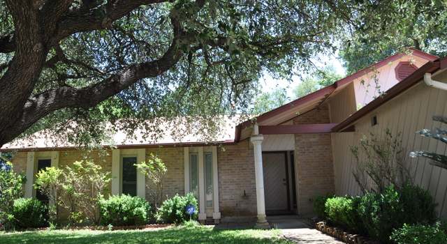 Photo of 7050 Forest Meadow St, San Antonio, TX 78240-3206