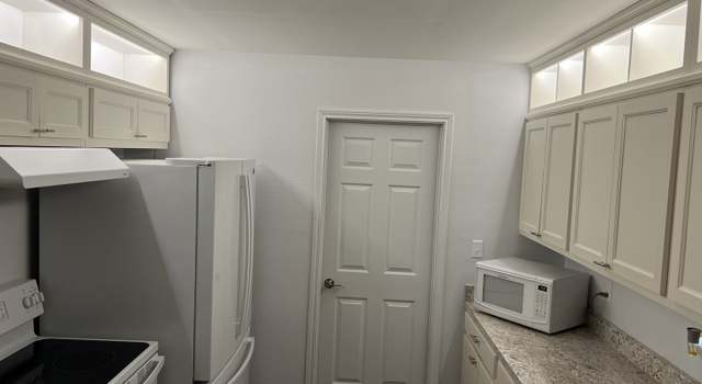 Photo of 301 S Price St, Rocksprings, TX 78880