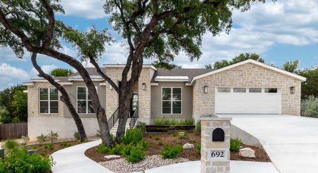 Photo of 692 Acorn Dr, New Braunfels, TX 78130