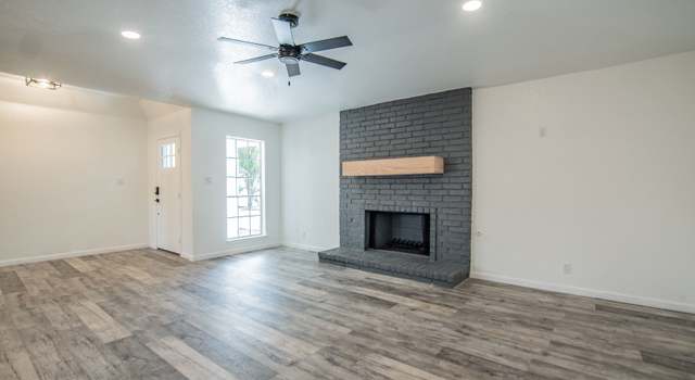 Photo of 13122 Larkyorke St, San Antonio, TX 78233