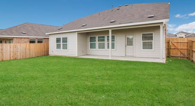 Photo of 400 Cordova Ter, Seguin, TX 78155
