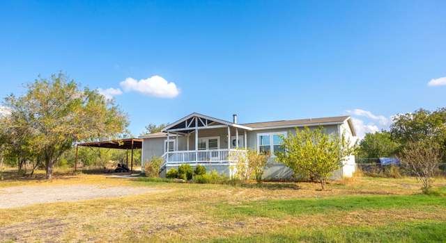 Photo of 715 County Road 3820, San Antonio, TX 78253-6906