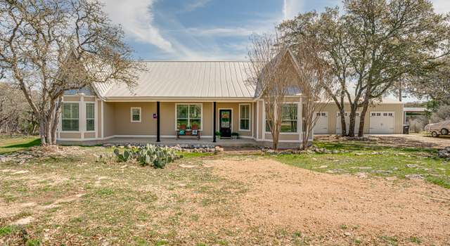 Photo of 320 River Rdg, Boerne, TX 78006