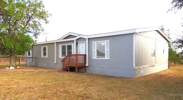 Photo of 954 County Road 7711, Devine, TX 78016-5170