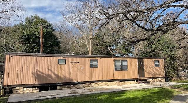 Photo of 6565 Cedar Ln, San Antonio, TX 78257-1649
