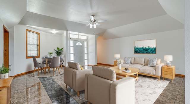 Photo of 1129 Valeria Dr, Marion, TX 78124-1634