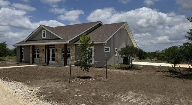 Photo of 61 Friendship Hls, Uvalde, TX 78801