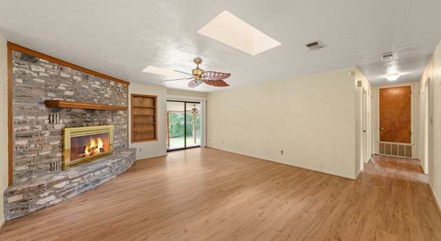Photo of 200 Oakview, Kerrville, TX 78028