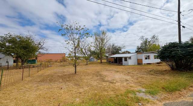 Photo of 1115 Thiele Ln, Fredericksburg, TX 78624