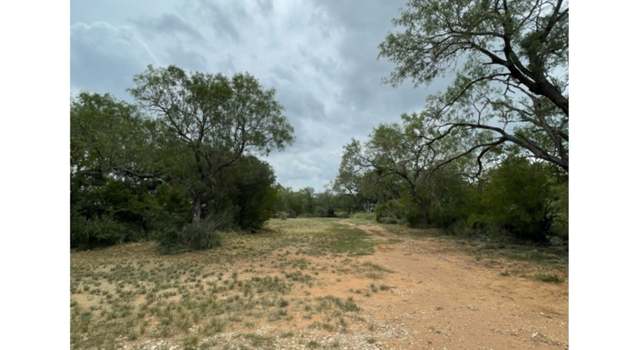 Photo of 16002 Kilowatt Rd, Elmendorf, TX 78112