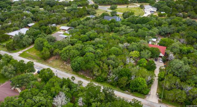 Photo of 112 River View Dr, Boerne, TX 78006