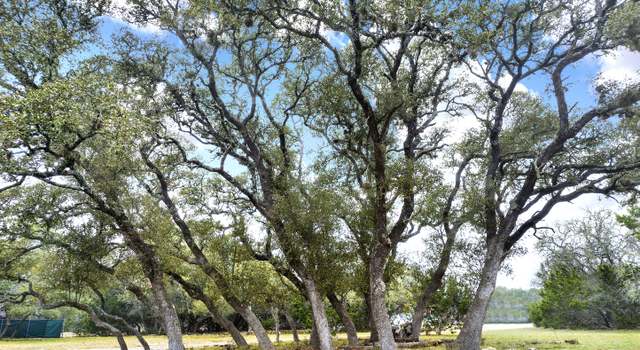 Photo of 522 Private Road 1507, Bandera, TX 78003