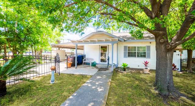 Photo of 112 Barrett Pl, San Antonio, TX 78225
