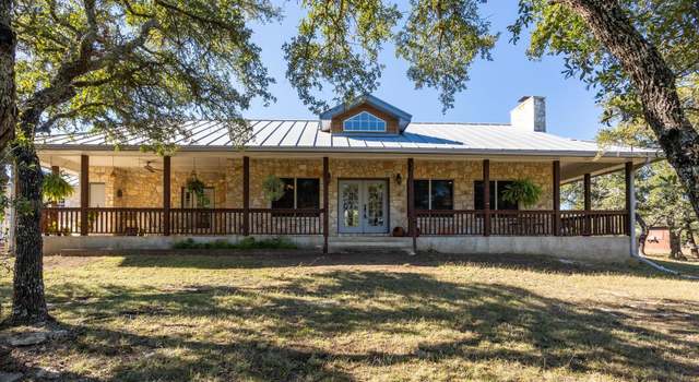 Photo of 102 Remington Dr, Bergheim, TX 78004-1921