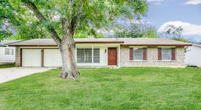 Photo of 7442 Castle Trail Dr, San Antonio, TX 78218-2810