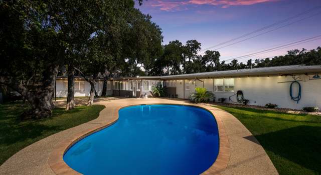 Photo of 226 Carolwood Dr, Castle Hills, TX 78213
