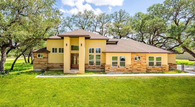 Photo of 101 Vintage Run Dr, La Vernia, TX 78121