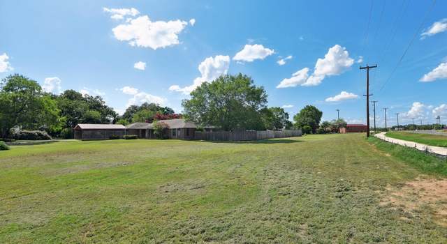Photo of 19229 Blume, Lytle, TX 78052