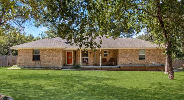 Photo of 208 Great Oaks Blvd, La Vernia, TX 78121