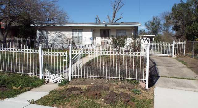 Photo of 243 Woley Dr, San Antonio, TX 78228-5934