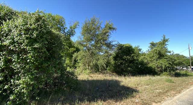 Photo of 2157 Stacey Rd, Poteet, TX 78065