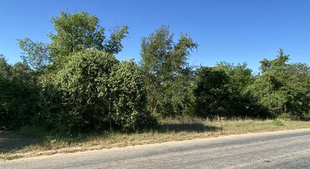 Photo of 2157 Stacey Rd, Poteet, TX 78065