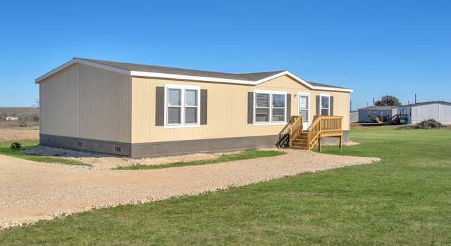Photo of 603 Rossville Rd, Somerset, TX 78069