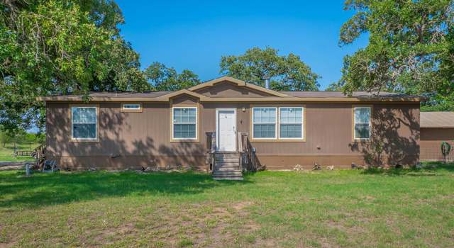 Photo of 5121 County Road 427, Stockdale, TX 78160
