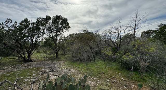 Photo of 7640 County Road 278, Rio Medina, TX 78066-2651