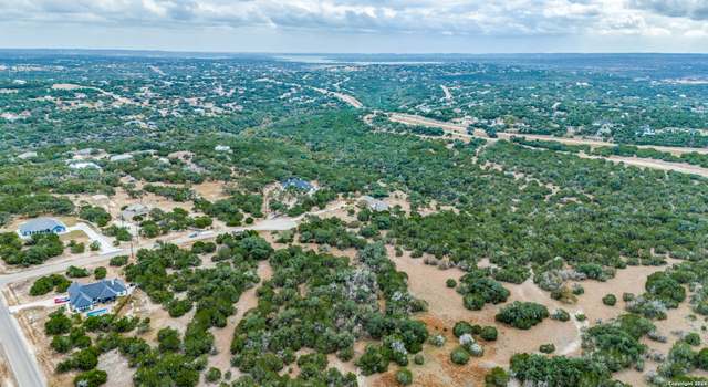 Photo of 122 Milfoil Ln, Spring Branch, TX 78070