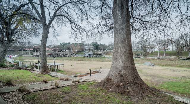 Photo of 124 Royal George, Mcqueeney, TX 78123