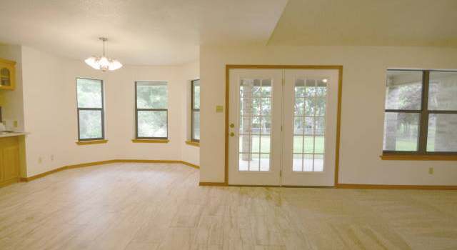 Photo of 115 High Country Dr, Seguin, TX 78155-9789