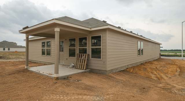 Photo of 1100 Limestone Rdg, Seguin, TX 78155