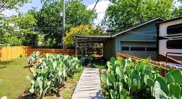 Photo of 223 W Mariposa Dr, San Antonio, TX 78212